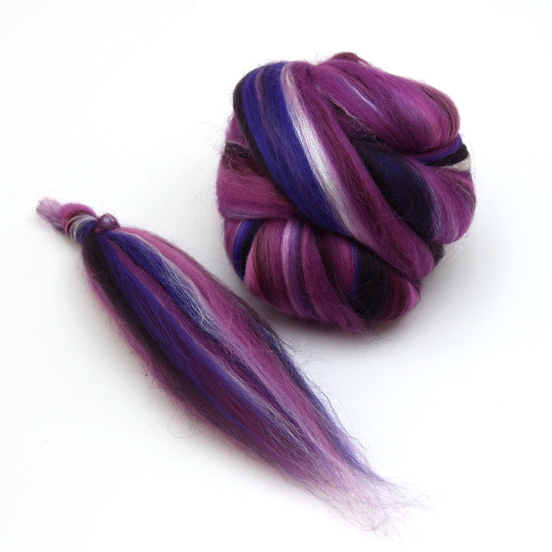 Multicolor Merinokammzug mit Seide Weidenröschen Multicolor Merinokammzug mit Seide Weidenröschen