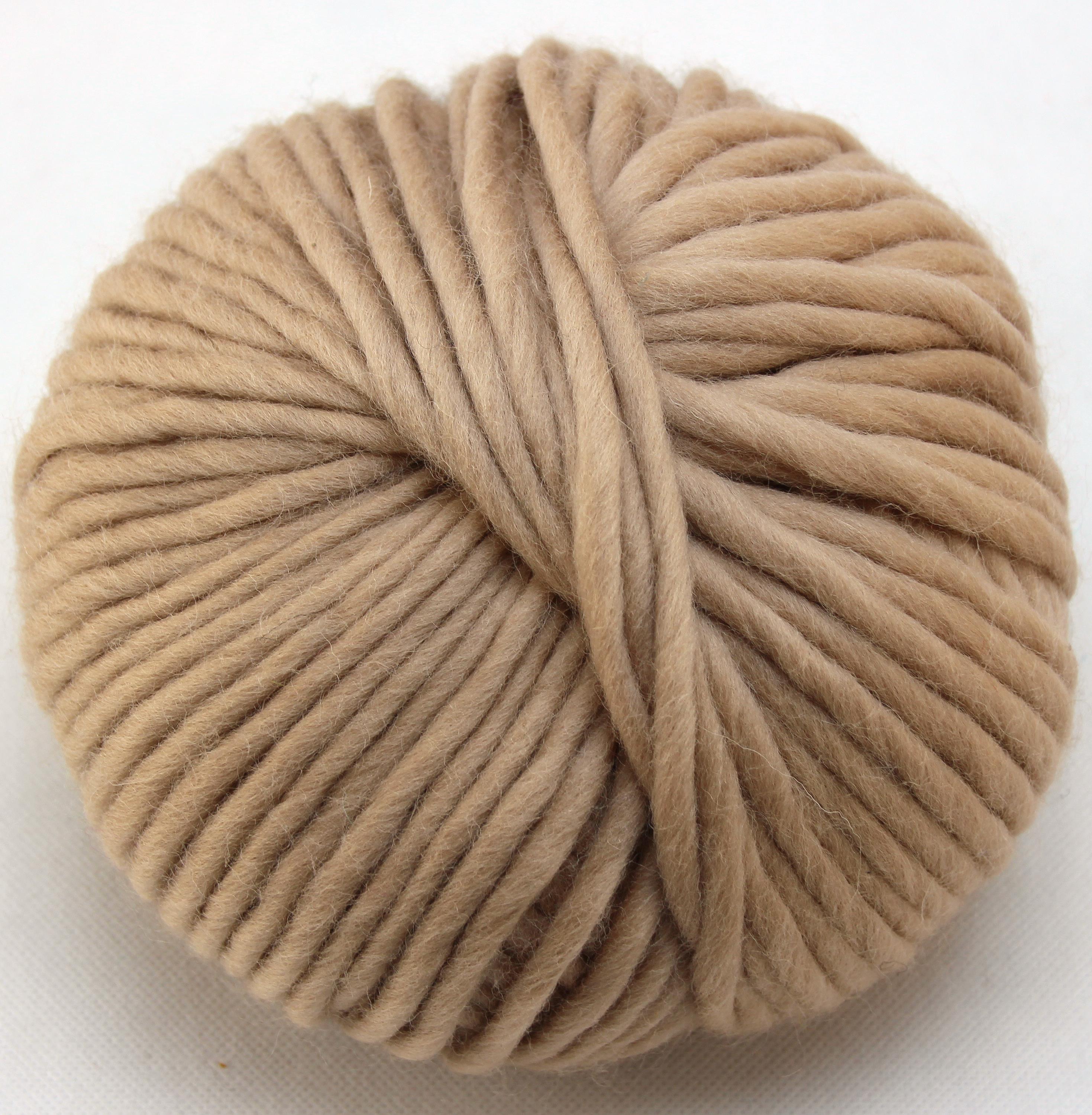 Oslo Strickwolle beige 200 g