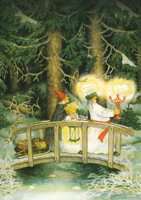 Postkarte Frauen tragen Licht in den  Wald Postkarte Frauen tragen Licht in den  Wald