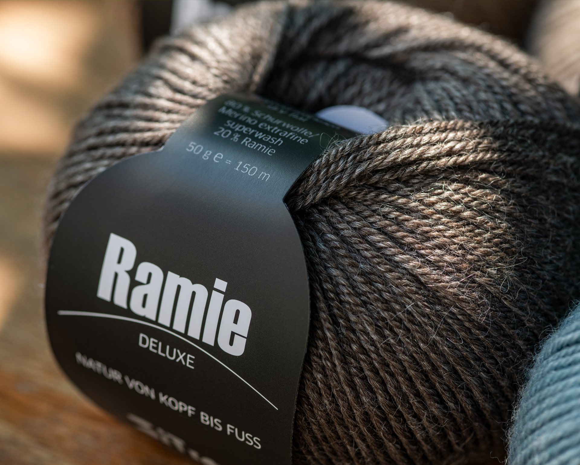 Ramie Deluxe - Atelier Zitron  407 Braun