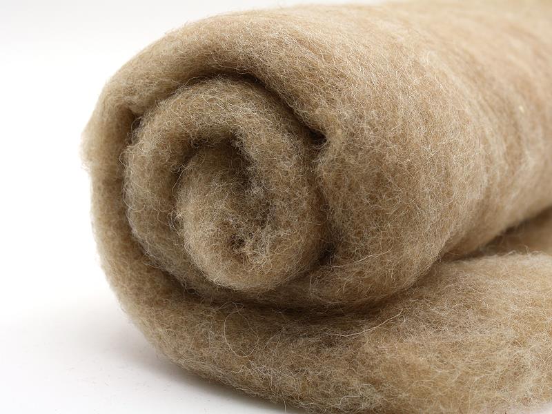 Filzwolle / russisches Karakul kamelhaarfarben Filzwolle / russisches Karakul kamelhaarfarben