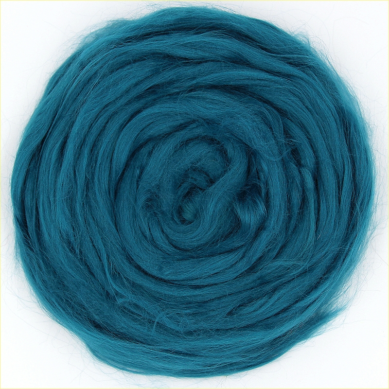 Glänzender Viskose Kammzug 50 g Glänzender Viskose Kammzug 50 g