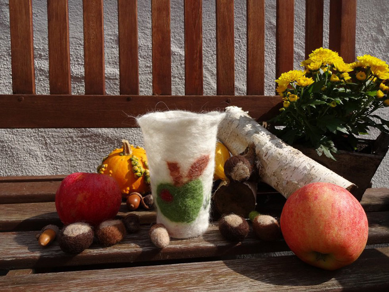 Windlicht Apfel - gefilzt Windlicht Apfel - gefilzt