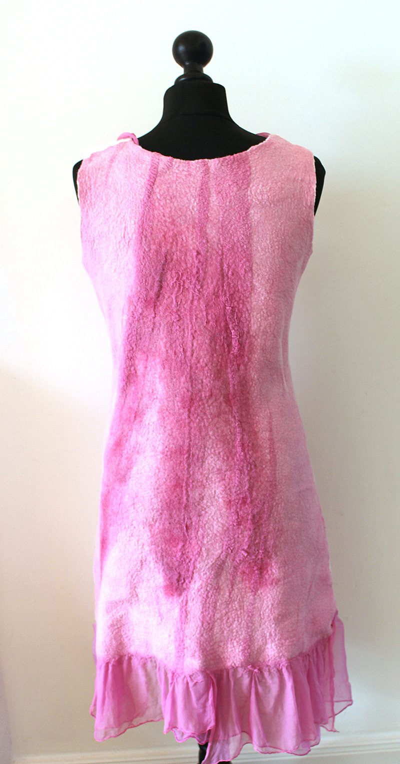 Nunofilzen - Filzanleitung für ein gefilztes Kleid