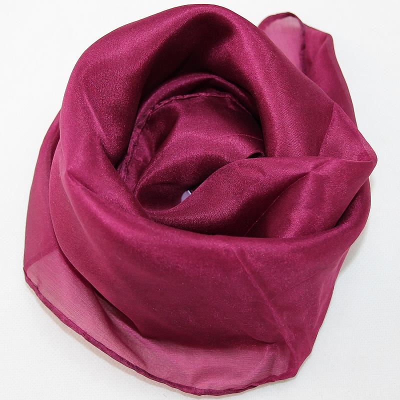 Pflanzengefärbtes Seidentuch / Schmusetuch bordeaux